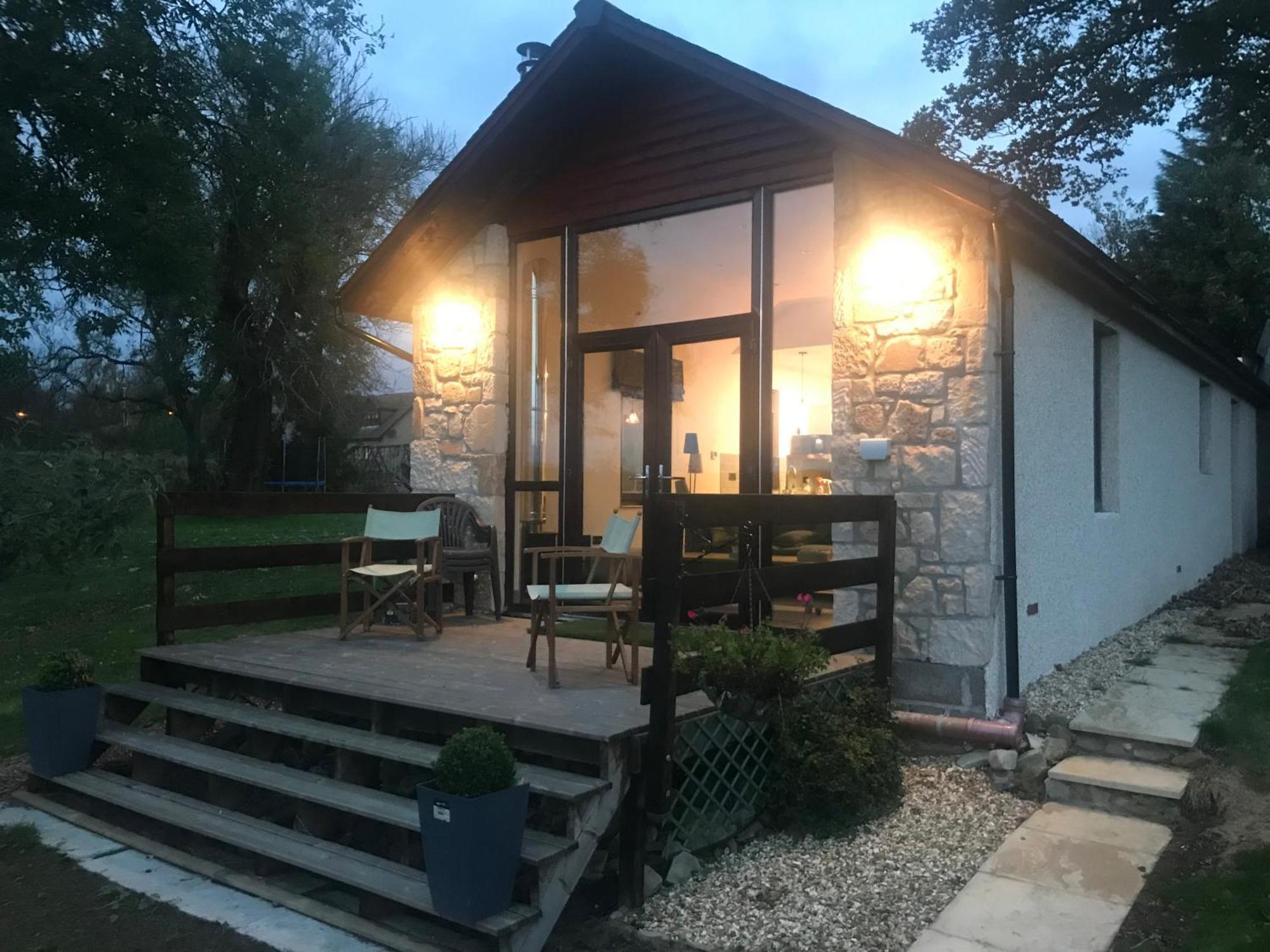 The Stables Near Glasgow Balmore Exterior photo